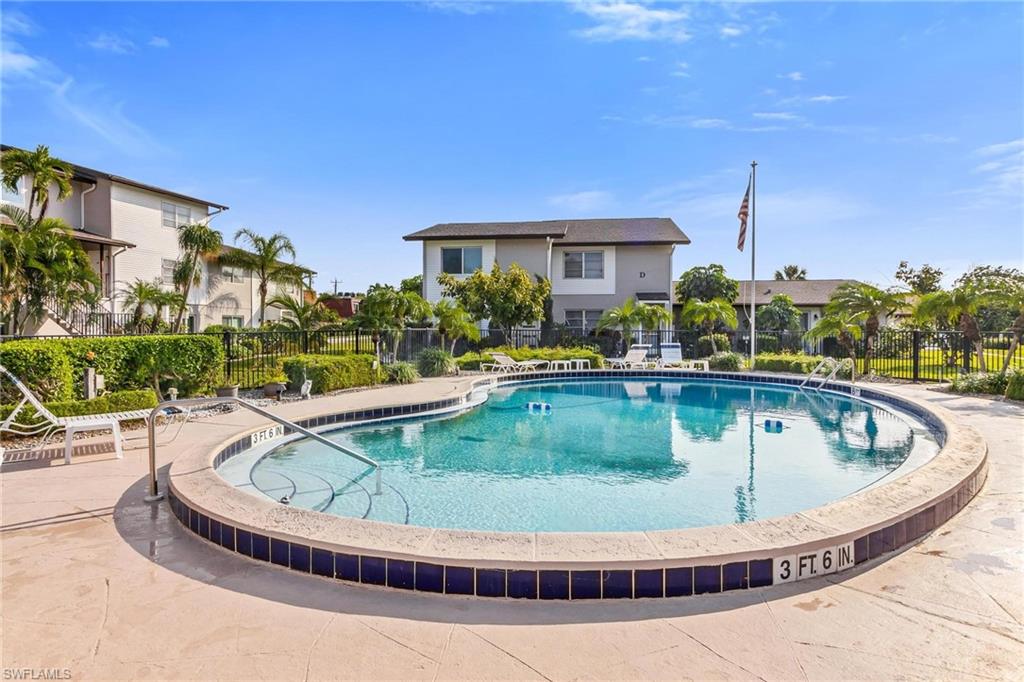 180 Cypress WAY E # B212