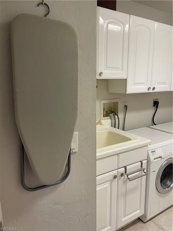 4599 Chippendale DR S