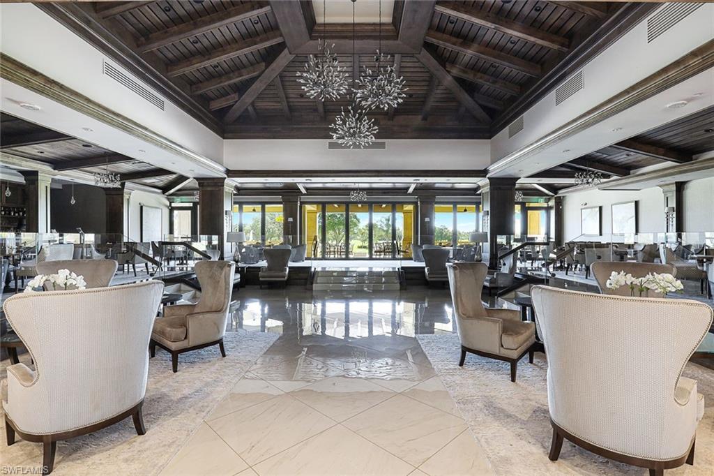 77 Silver Oaks CIR # 104 Unit: 8-104