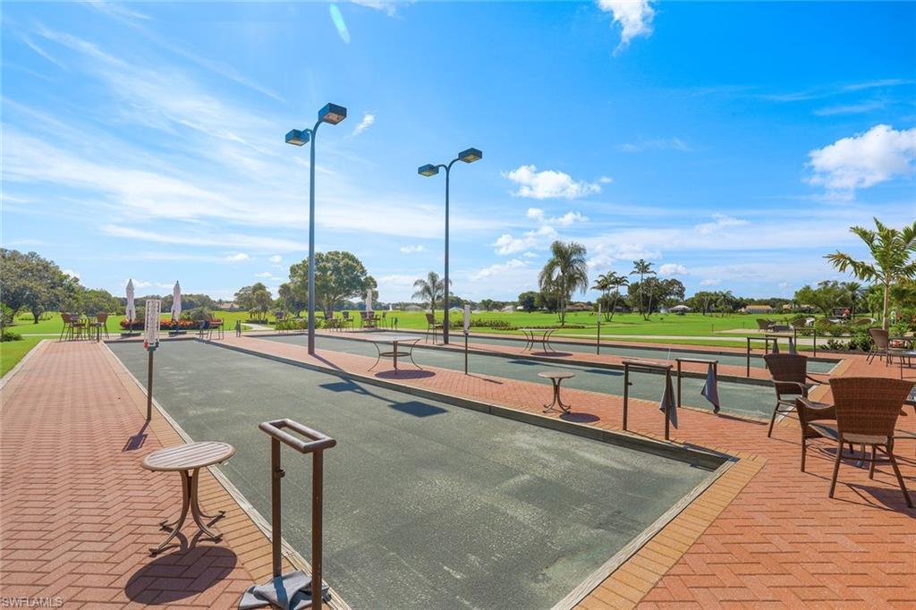 77 Silver Oaks CIR # 104 Unit: 8-104