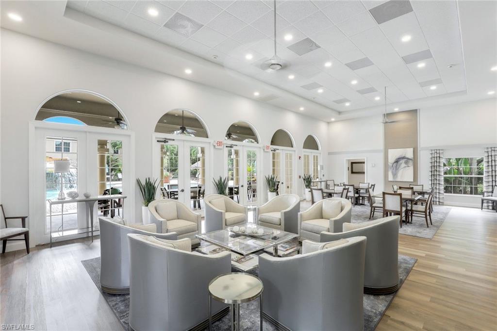 77 Silver Oaks CIR # 104 Unit: 8-104