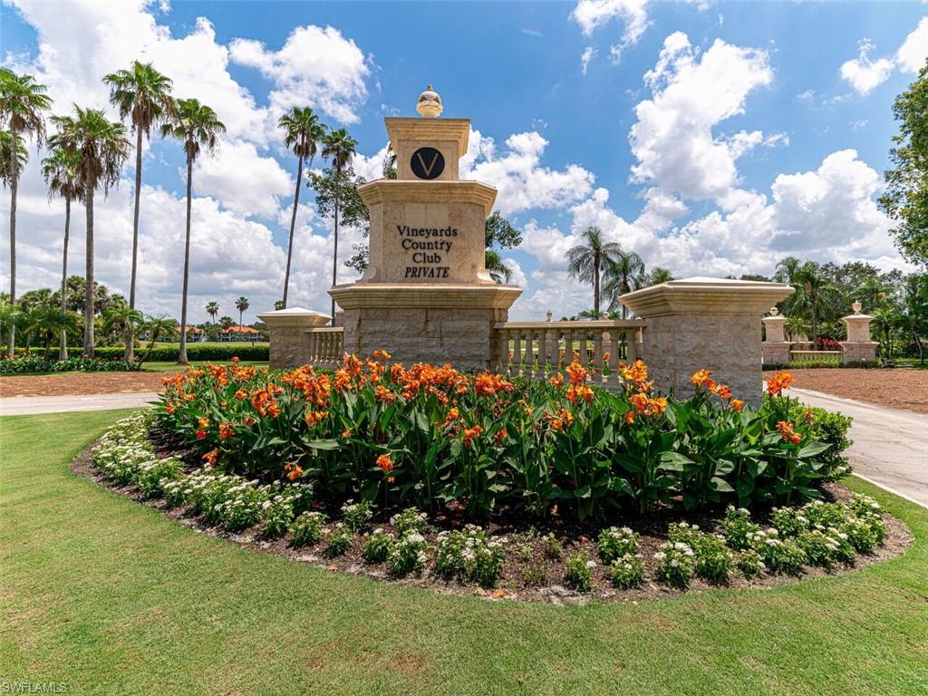 77 Silver Oaks CIR # 104 Unit: 8-104