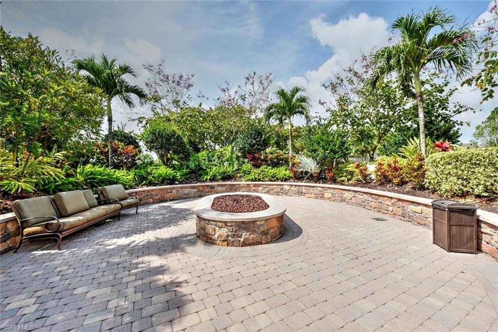 8075 Calle Canovas ST