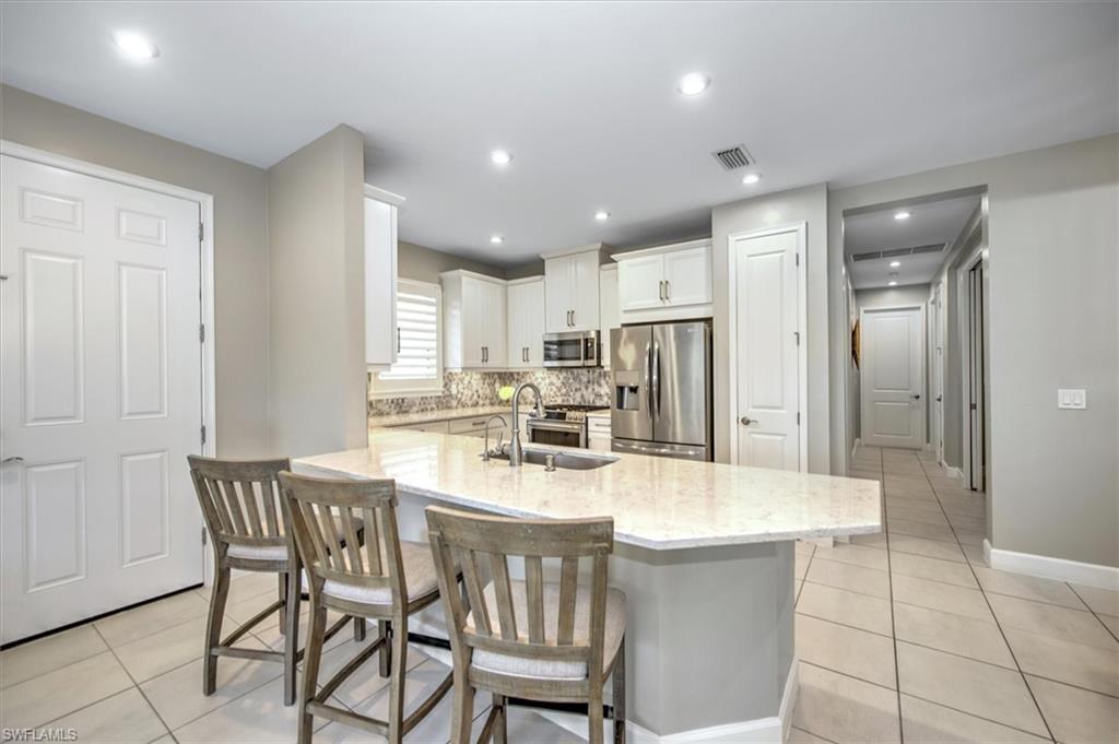 8075 Calle Canovas ST