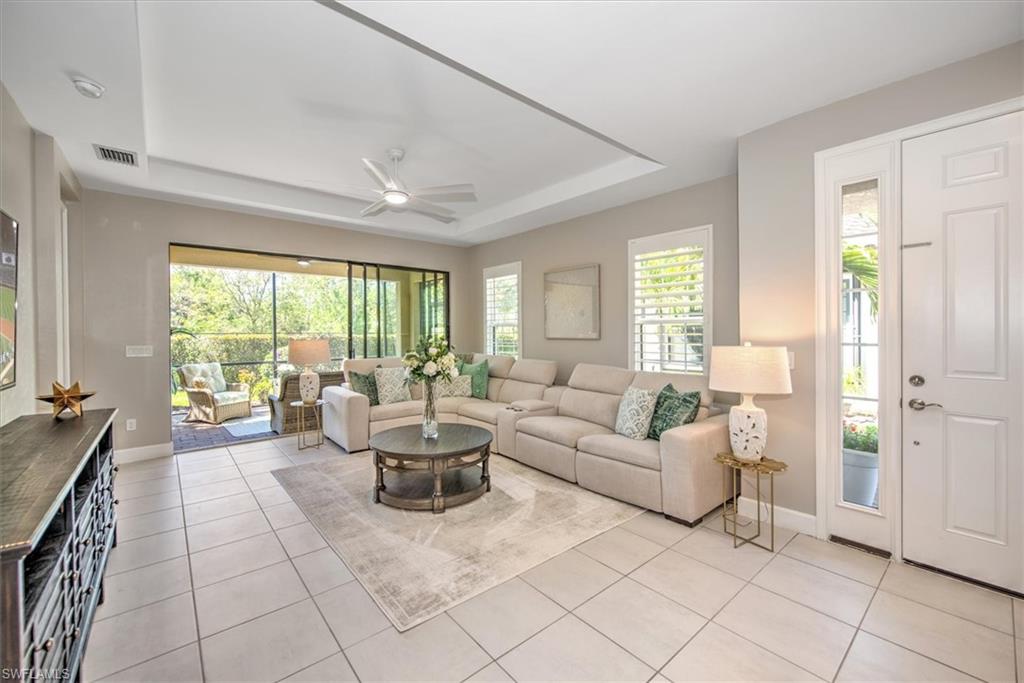 8075 Calle Canovas ST