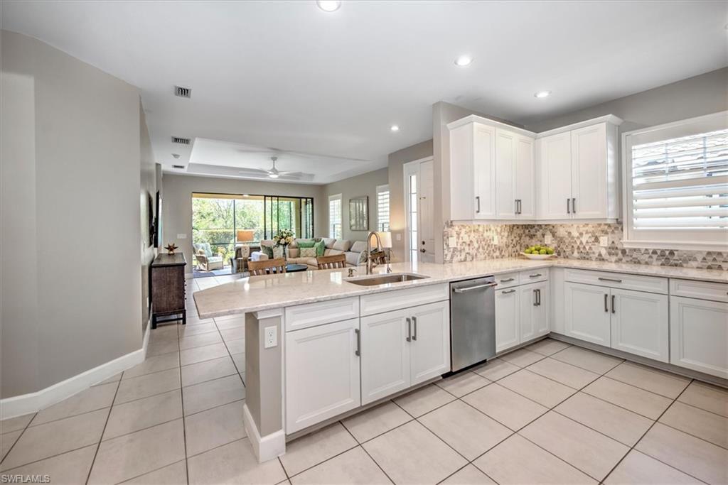 8075 Calle Canovas ST