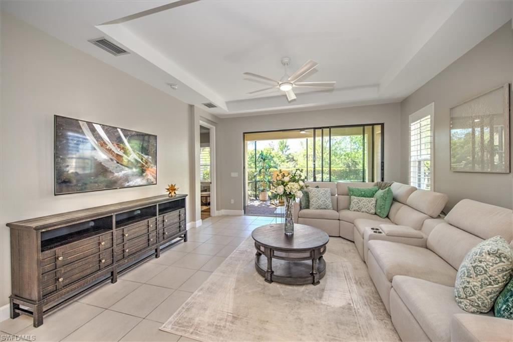 8075 Calle Canovas ST