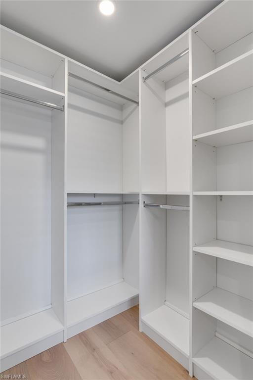 3400 Gulf Shore BLVD N # B2