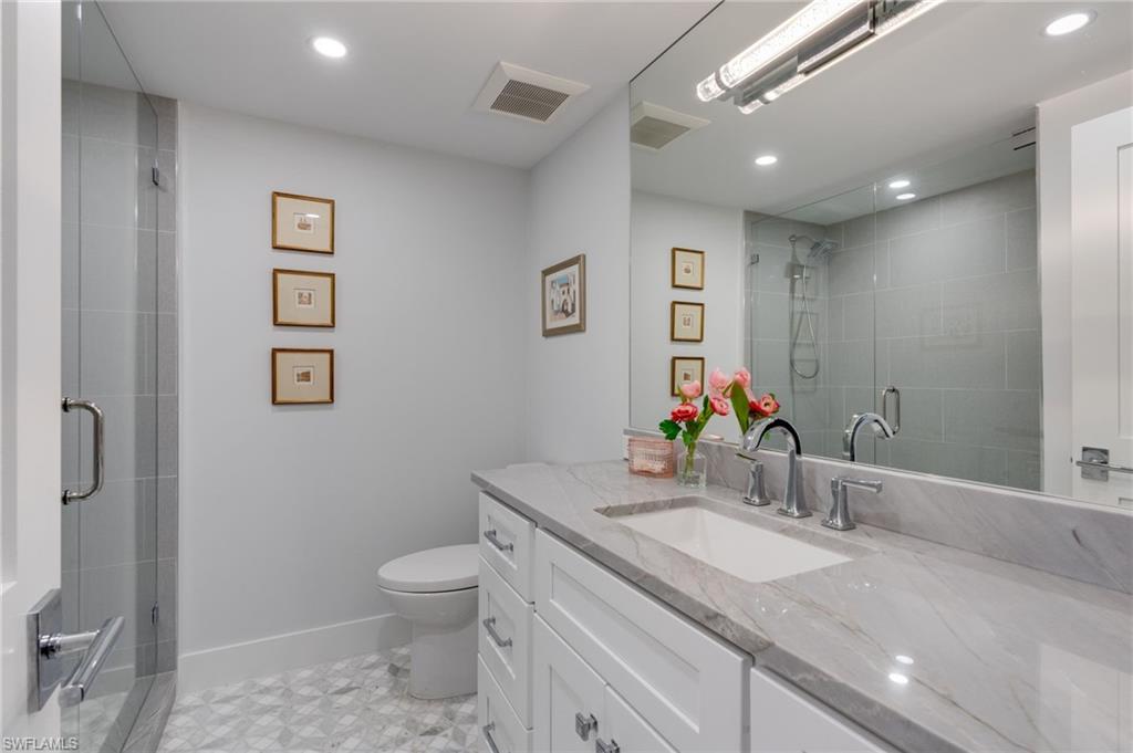 3400 Gulf Shore BLVD N # B2