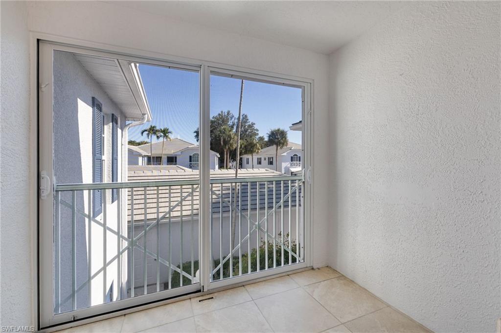 7087 Barrington CIR # 202