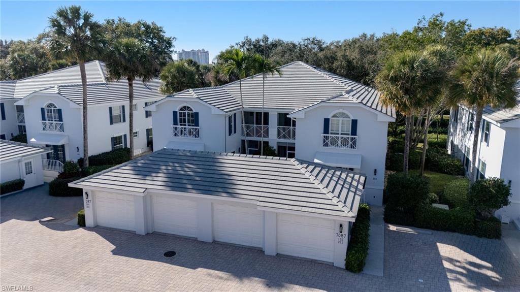 7087 Barrington CIR # 202