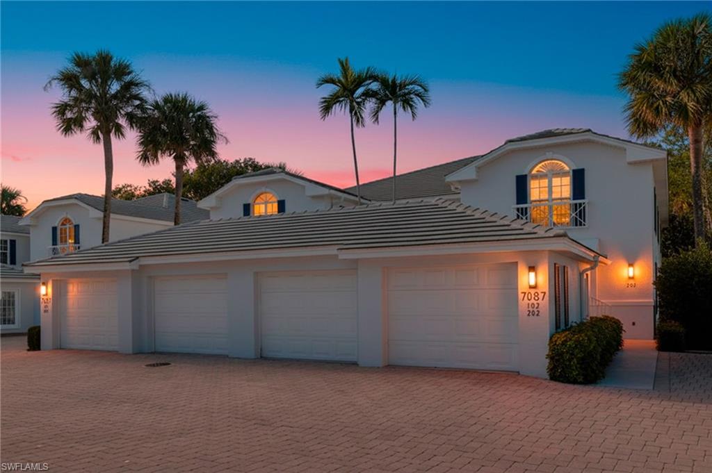 7087 Barrington CIR # 202