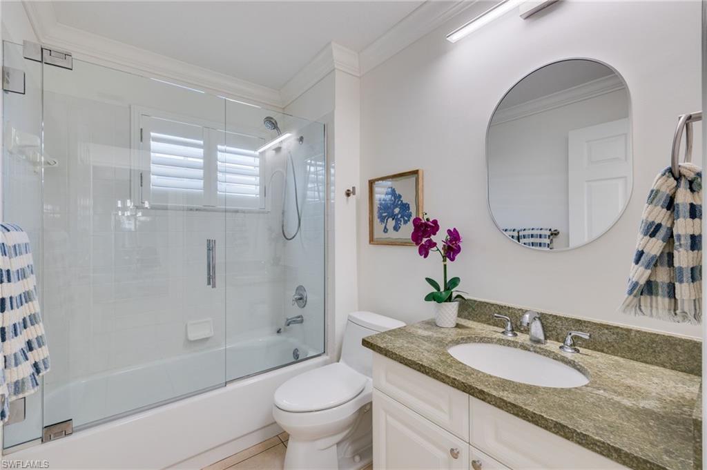 7087 Barrington CIR # 202