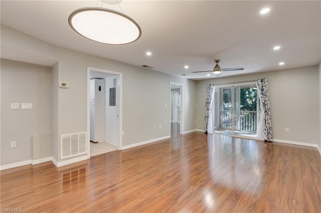 2370 Naples Trace CIR Unit: 3