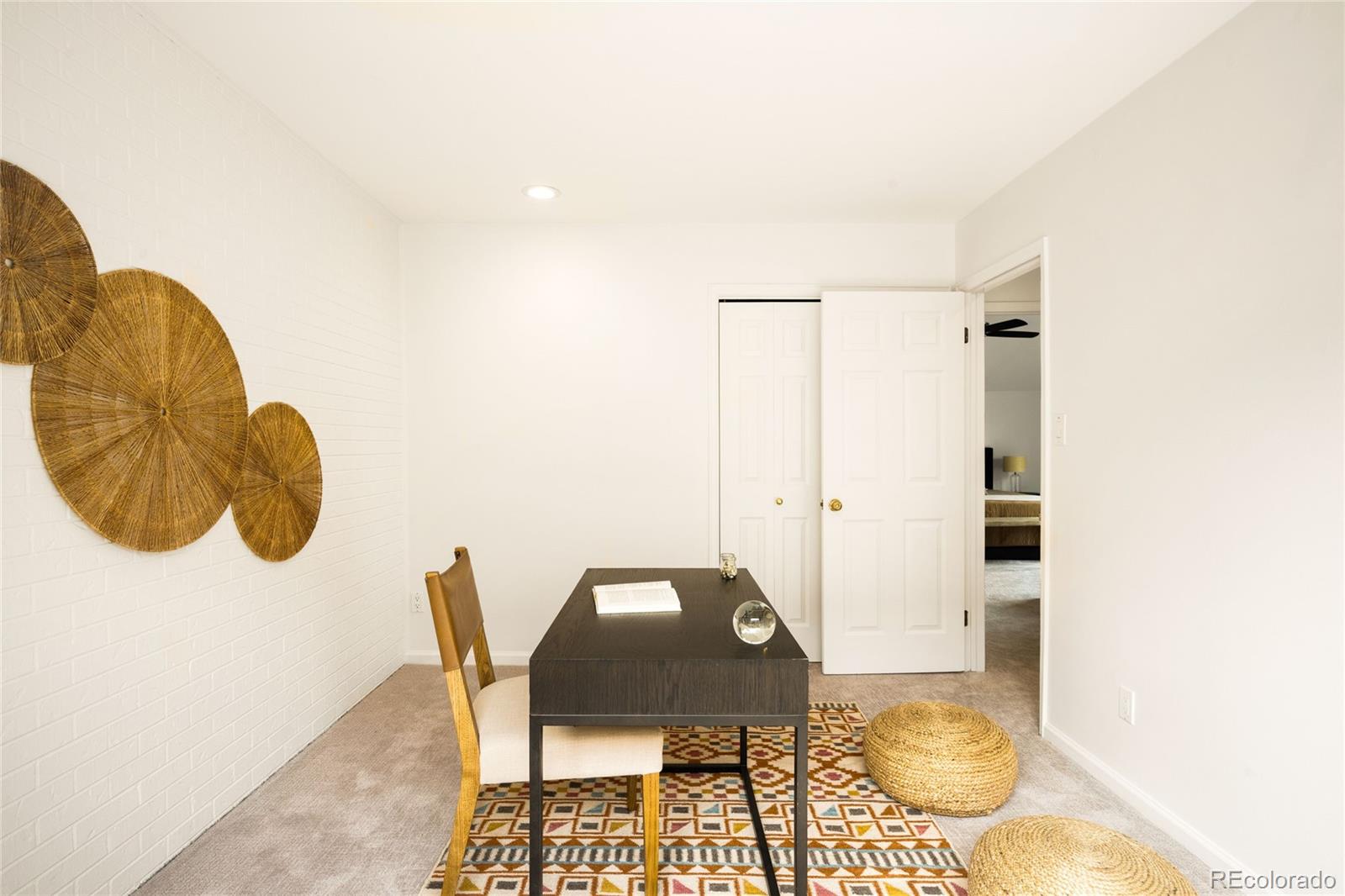 999 N Emerson Street Unit: 11