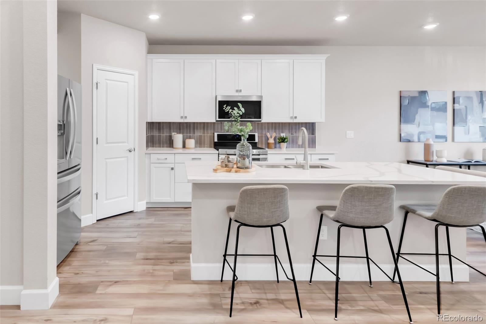 8275 Hunts Peak Street