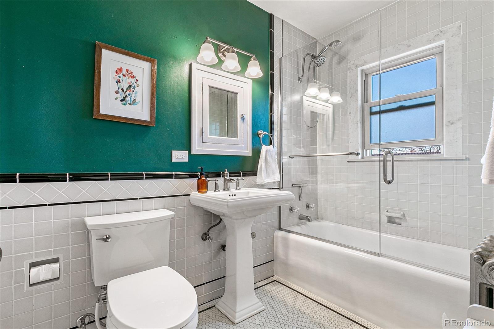 1138 E 14th Avenue Unit: 12