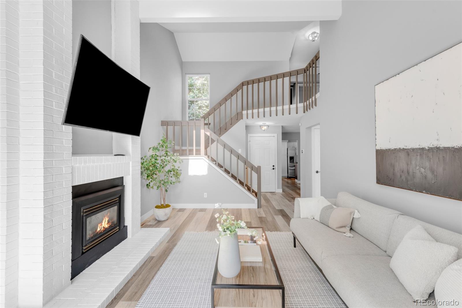 1569 S Syracuse Street