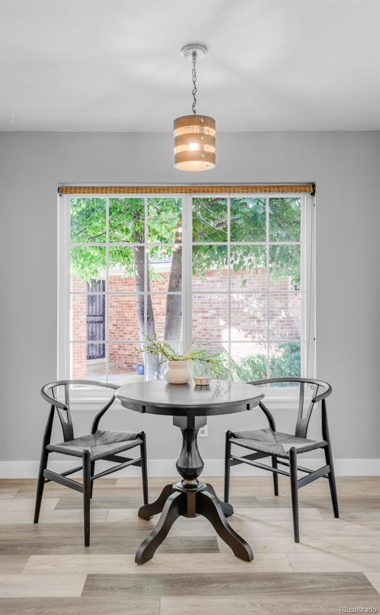 1569 S Syracuse Street