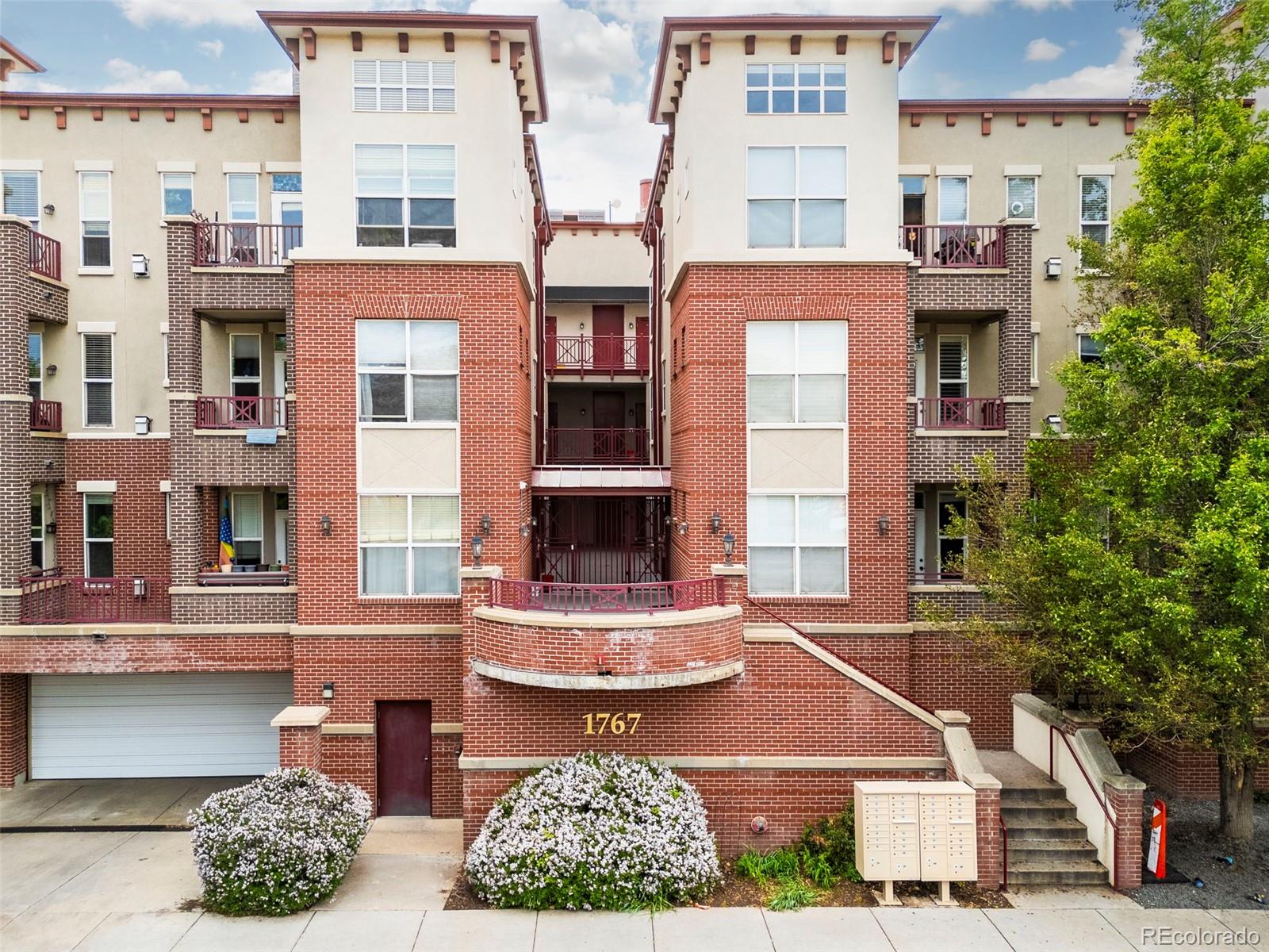 1767 N Pearl Street Unit: 207