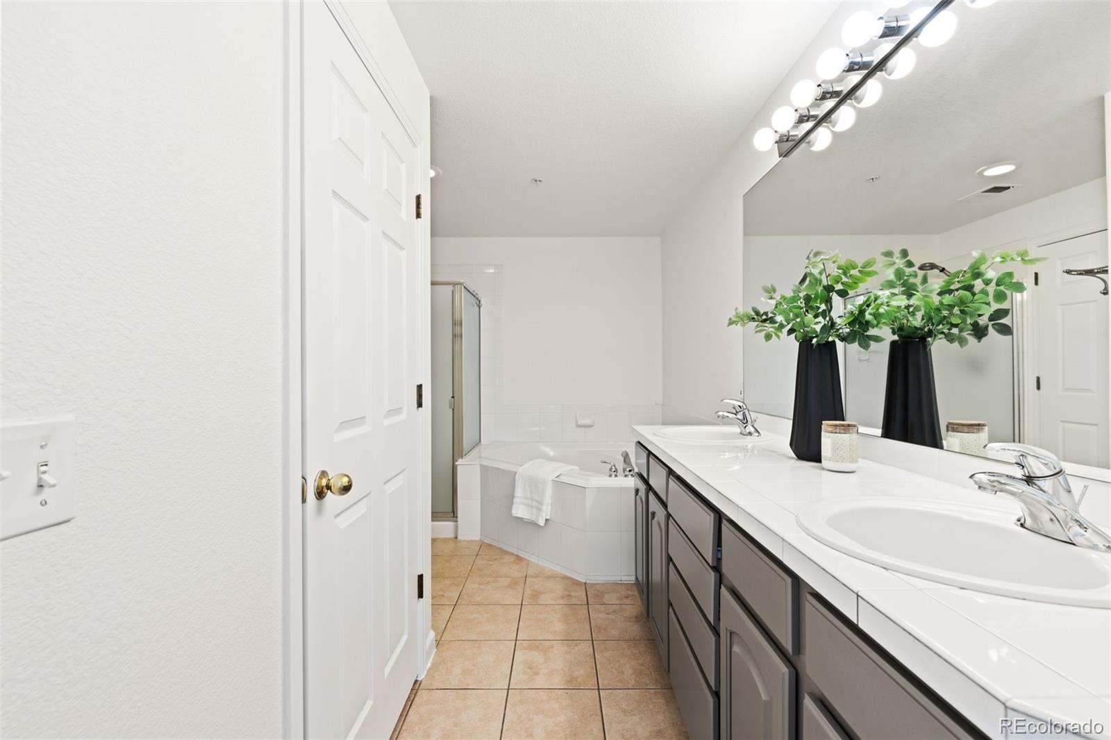 1767 N Pearl Street Unit: 207