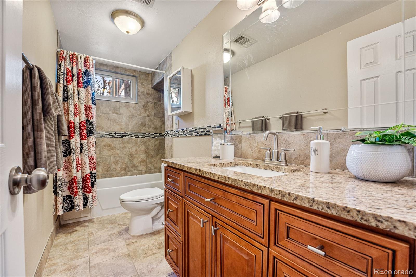 1400 Northwestern Road