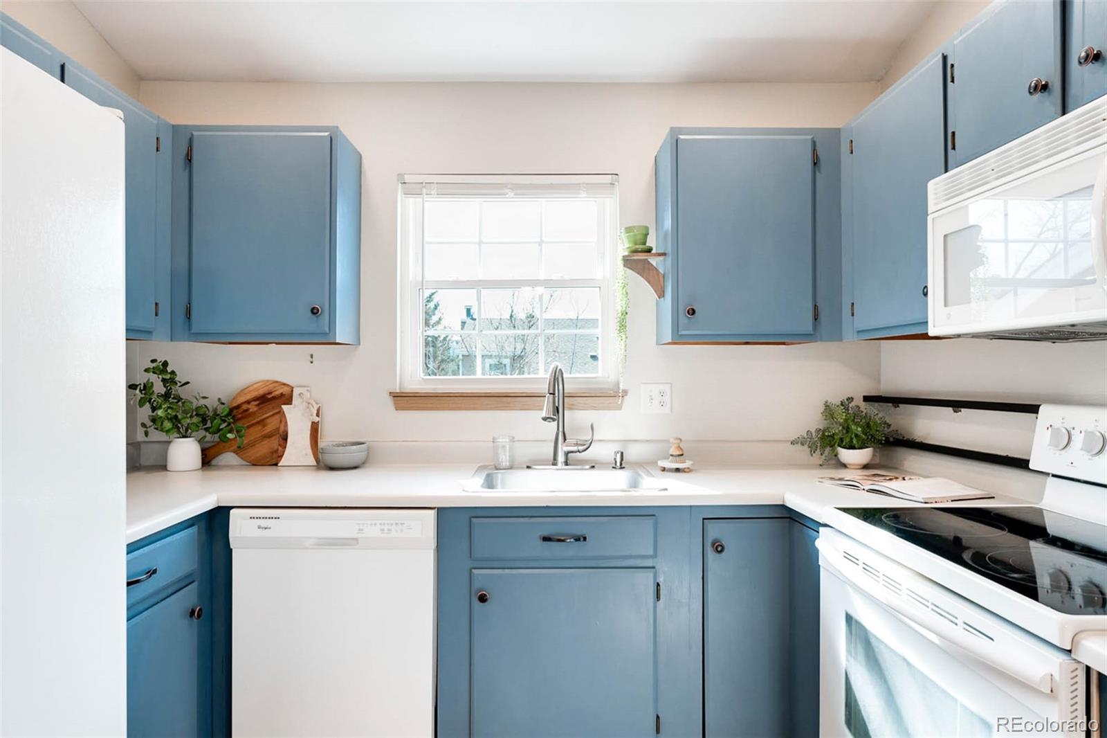 370 S Estes Street Unit: C