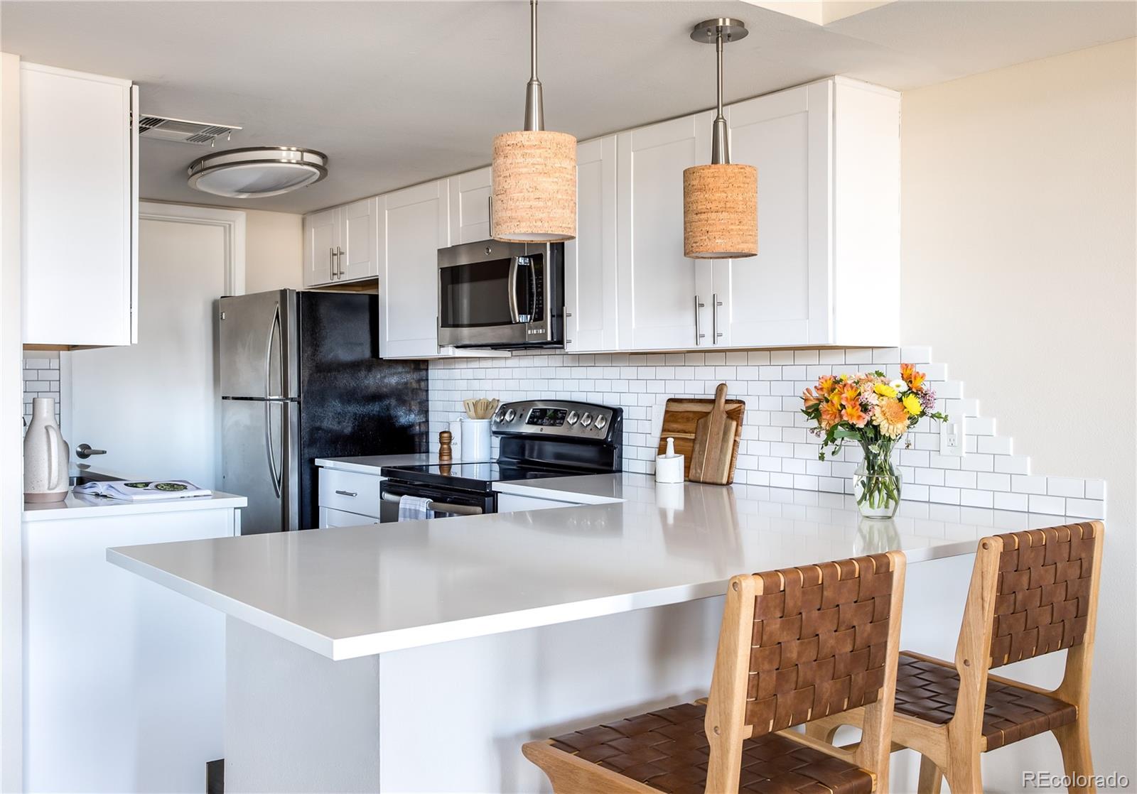 5955 E 10th Avenue Unit: 104