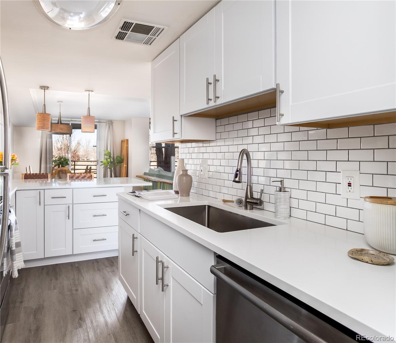 5955 E 10th Avenue Unit: 104