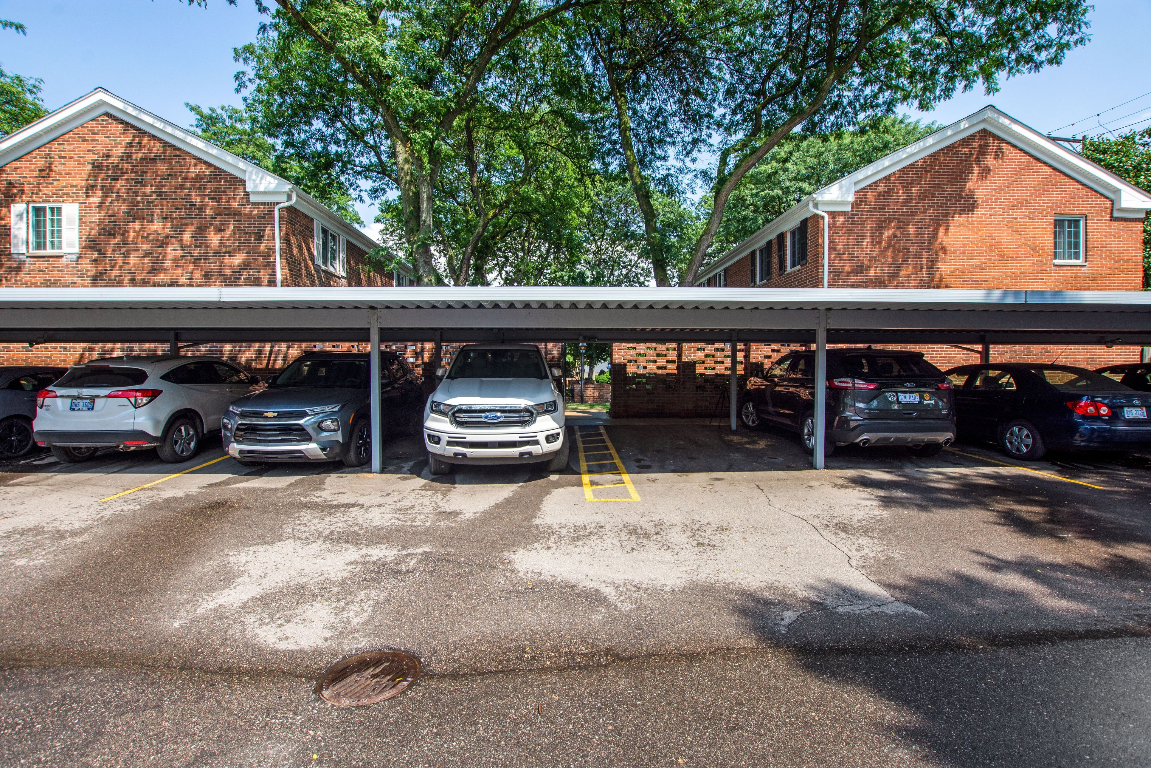 3415 W 14 MILE Road Unit: #9