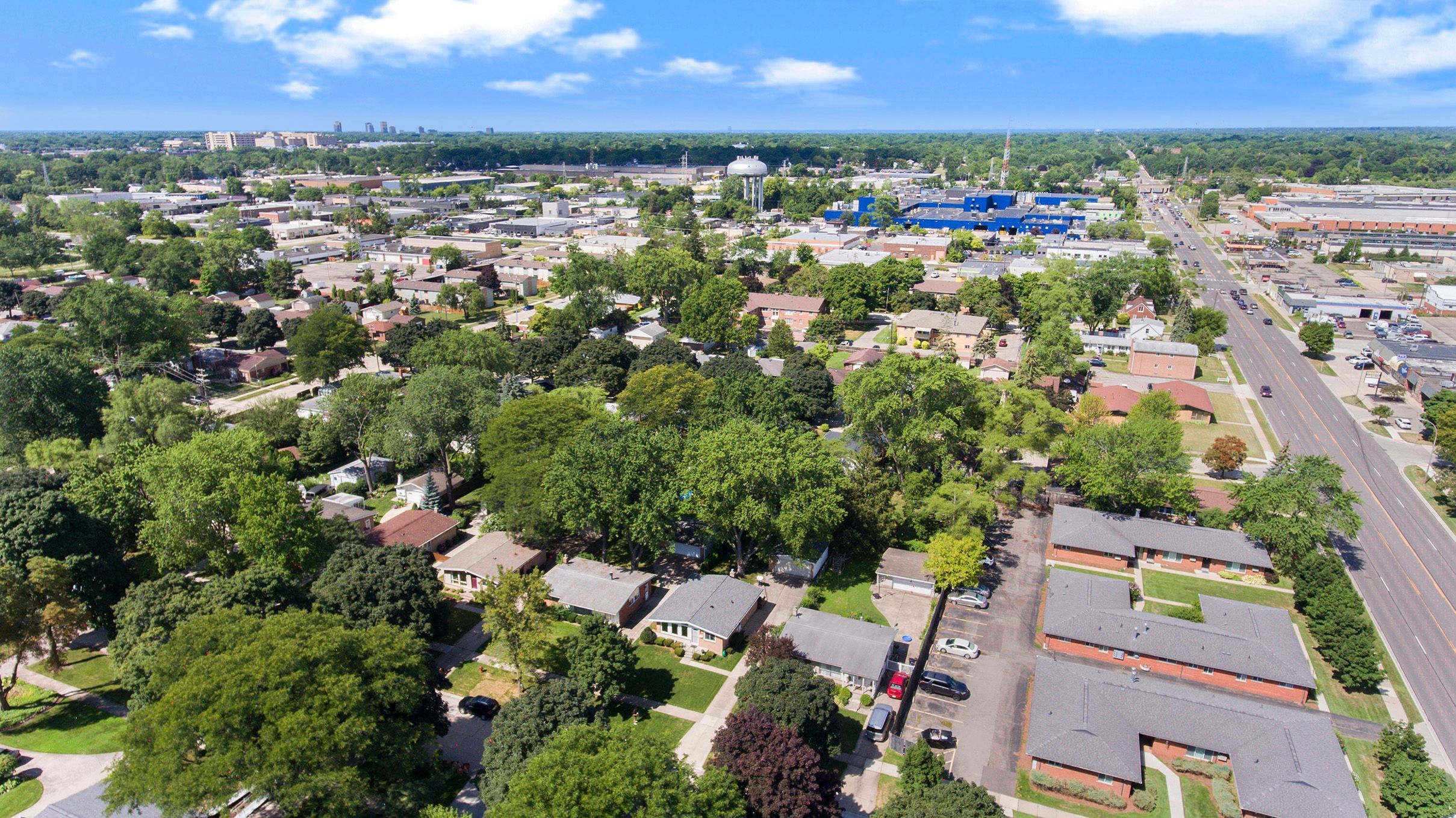 4709 ELMHURST Avenue