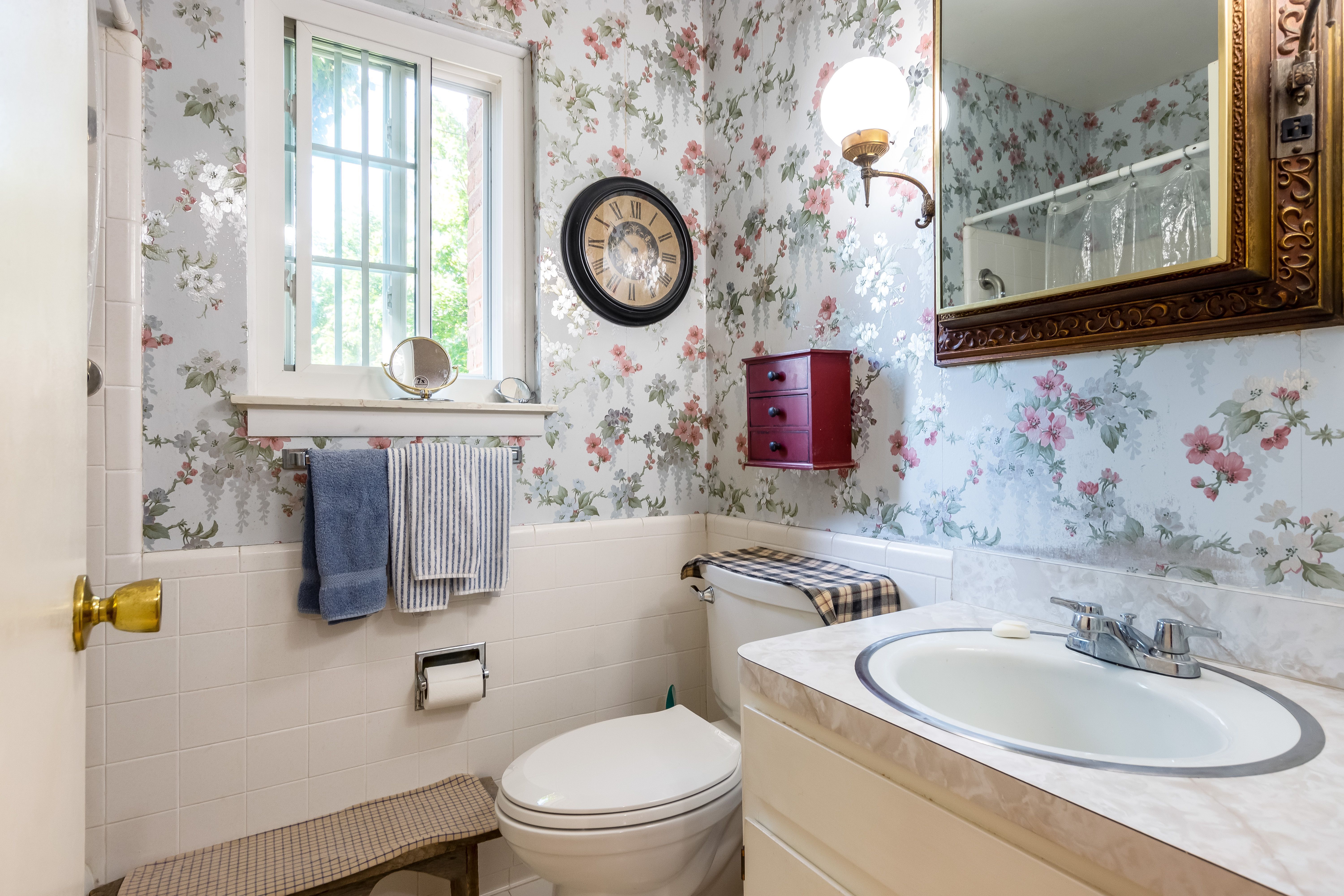 3405 W 14 MILE Road Unit: 4