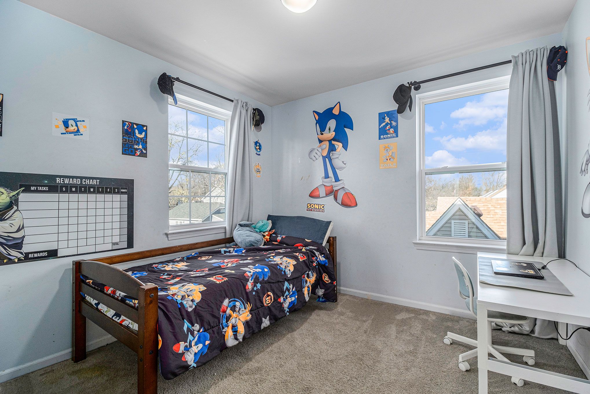 3920 OAKSHIRE Avenue