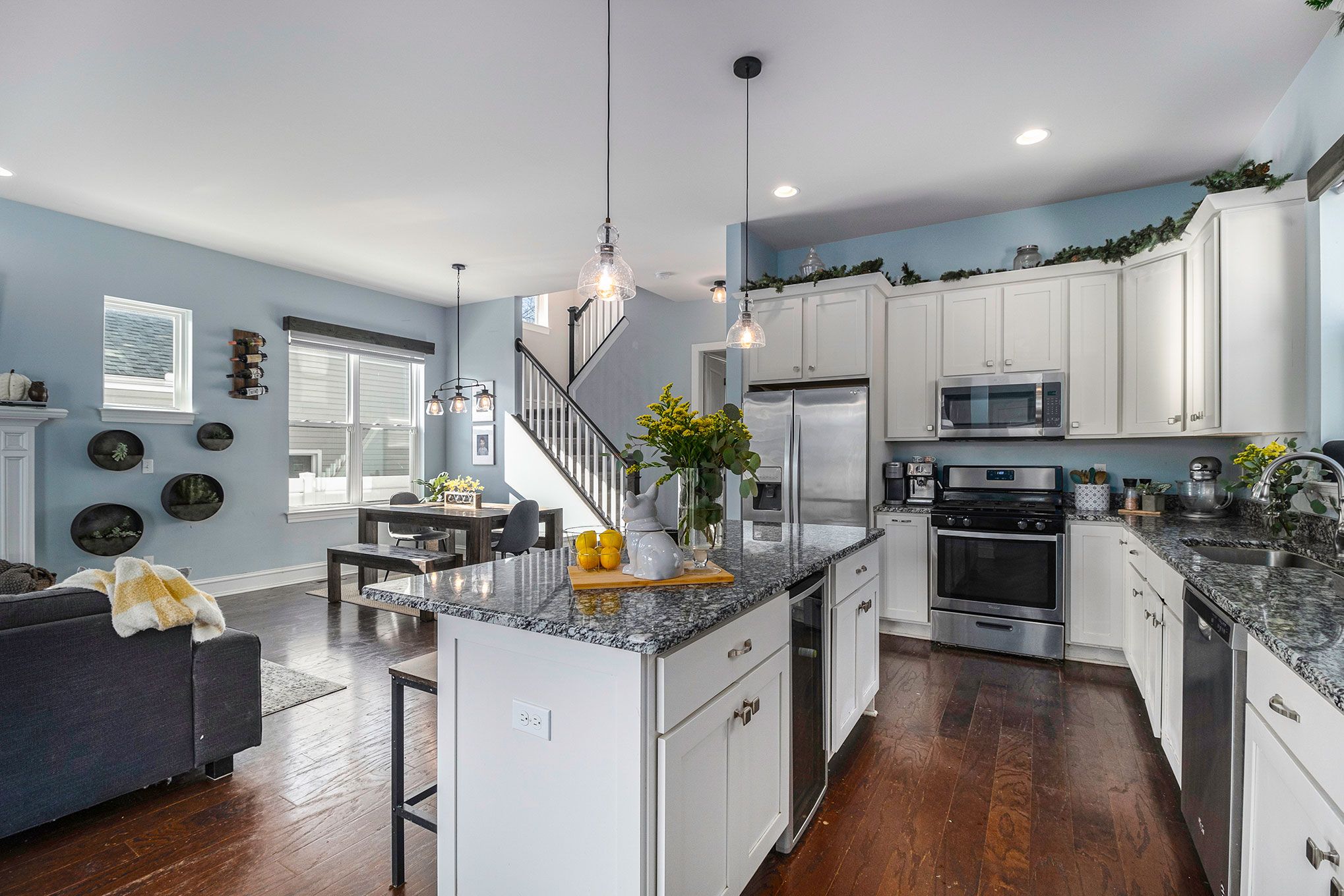 3920 OAKSHIRE Avenue