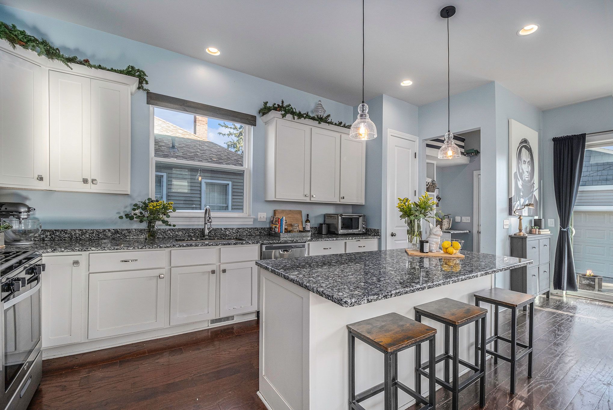 3920 OAKSHIRE Avenue