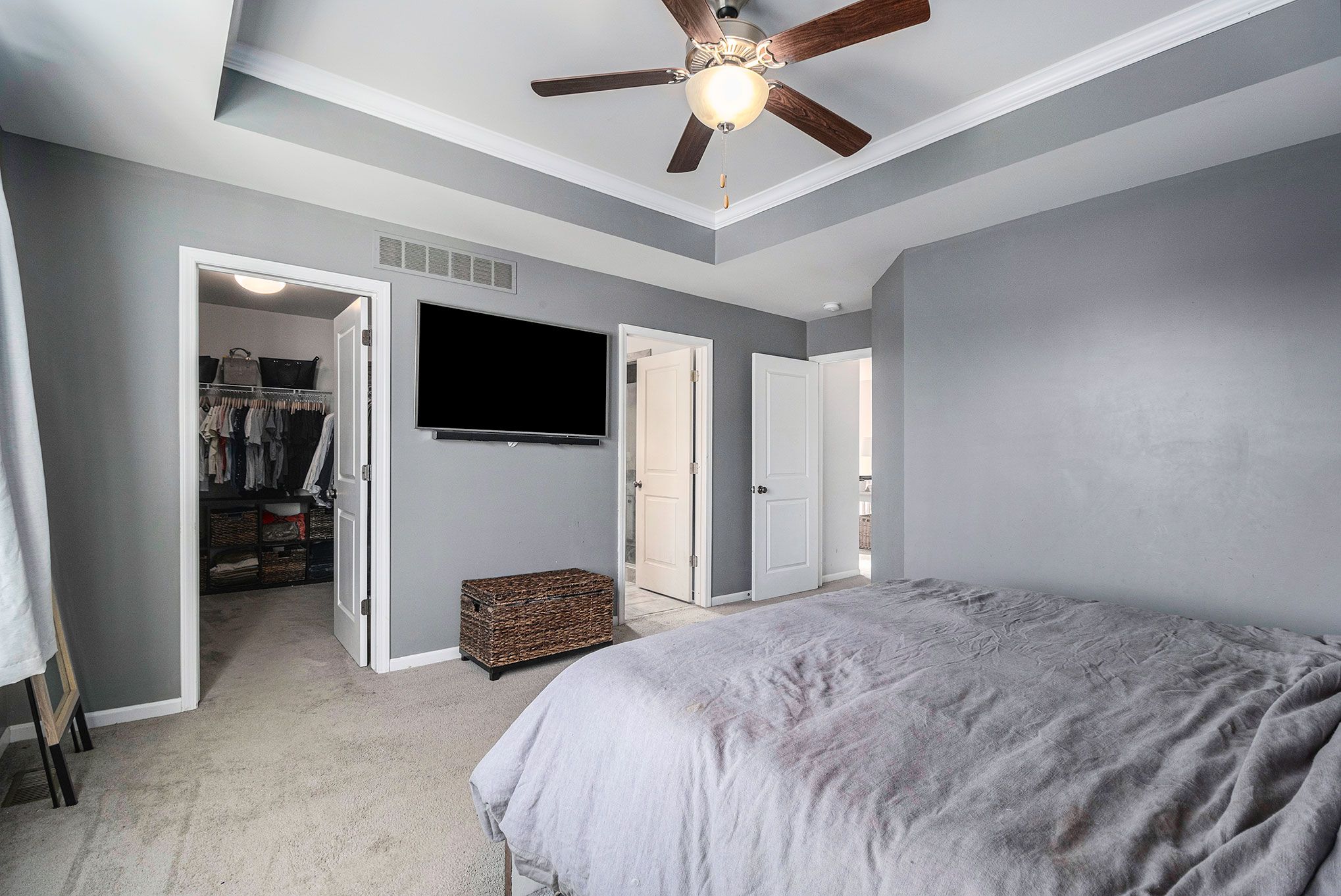 3920 OAKSHIRE Avenue