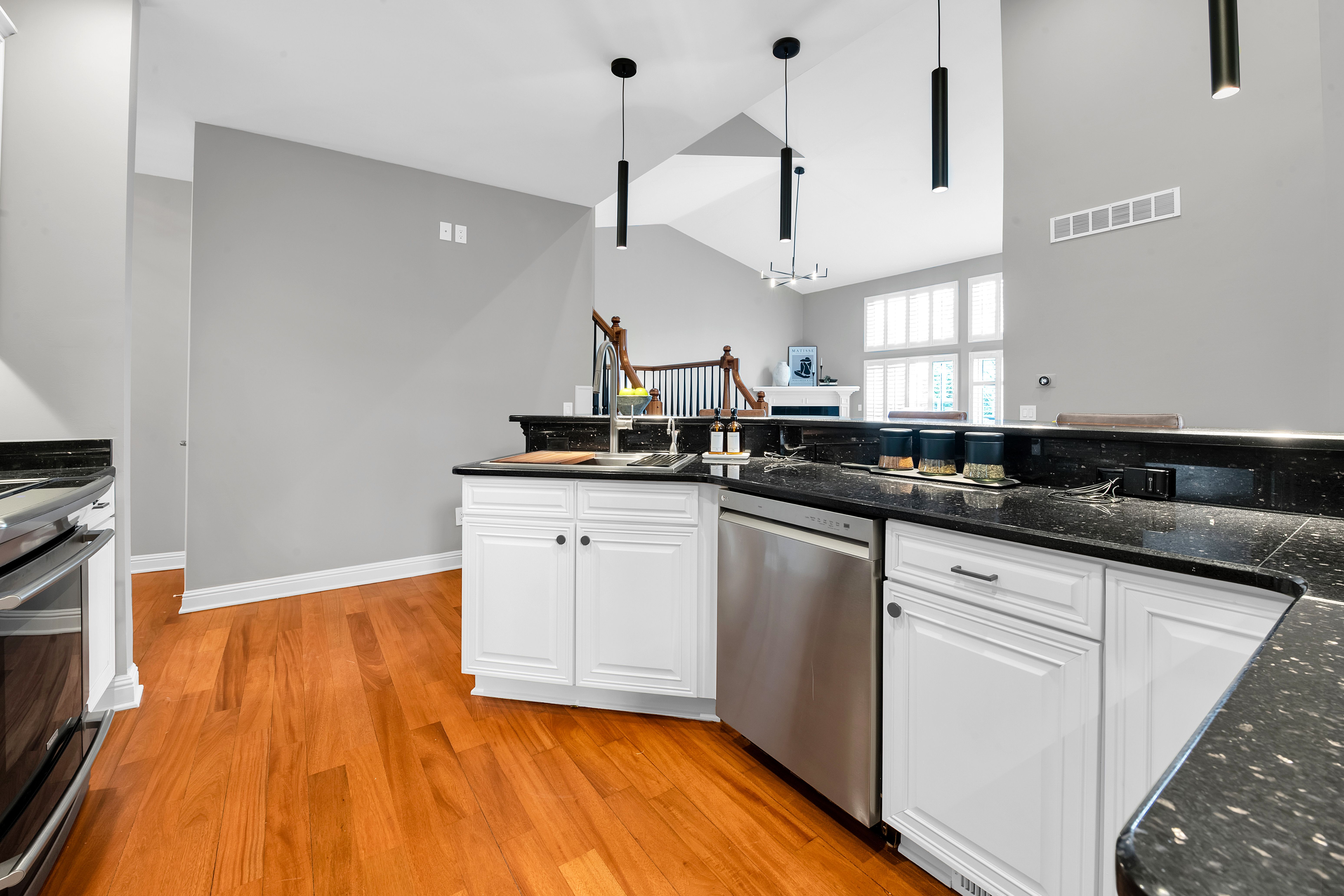 4404 NAVIN FIELD Lane