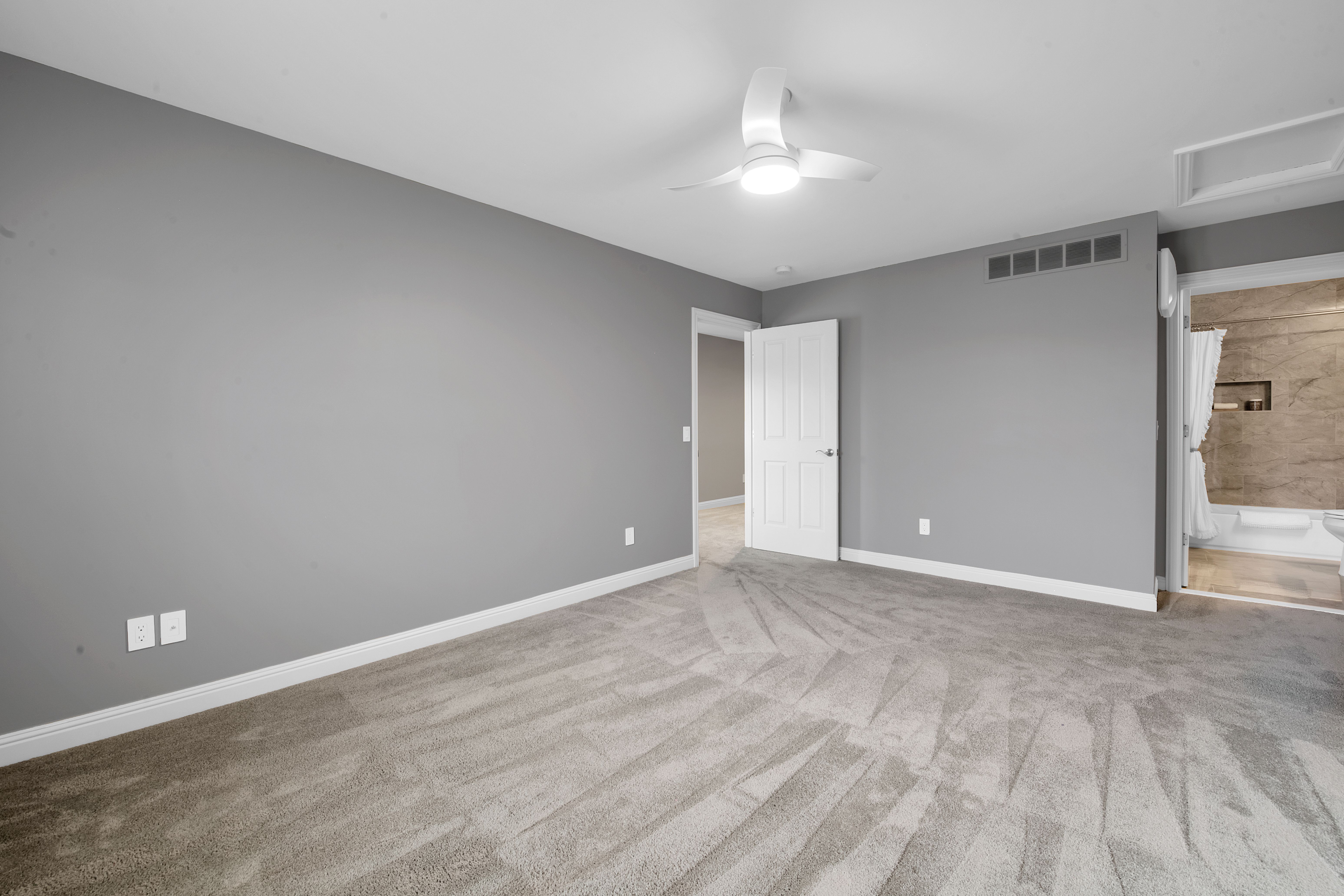 4404 NAVIN FIELD Lane