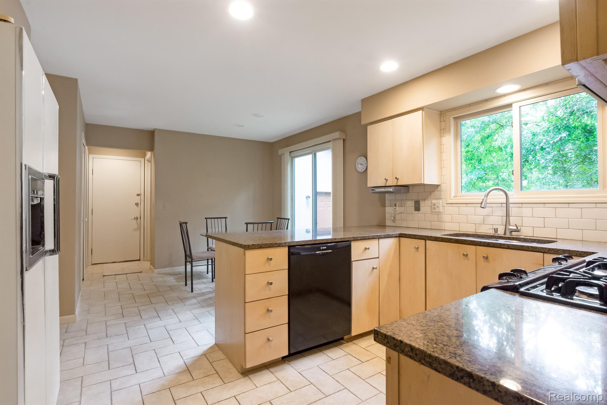 2982 LOON LAKE SHORES Road