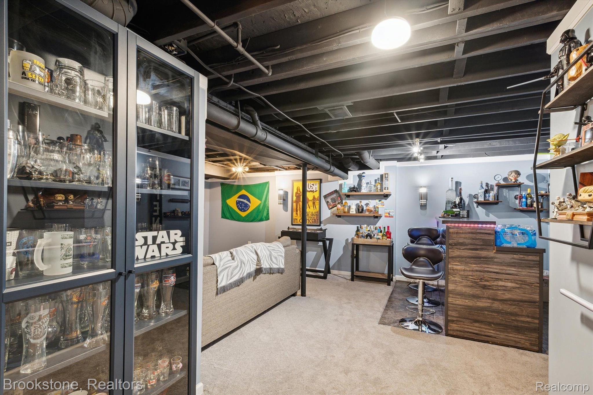 1451 COURTLAND Boulevard