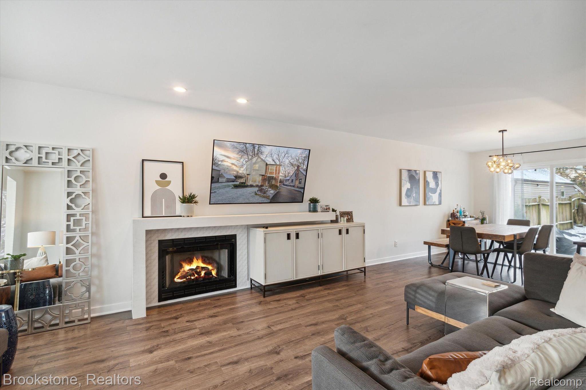 1451 COURTLAND Boulevard