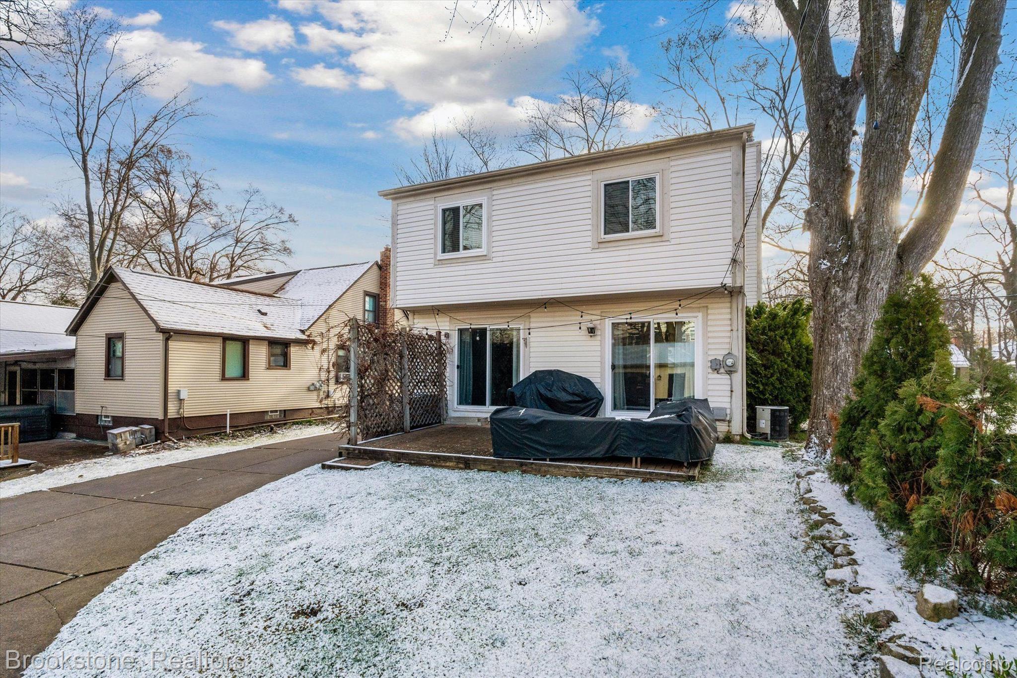 1451 COURTLAND Boulevard