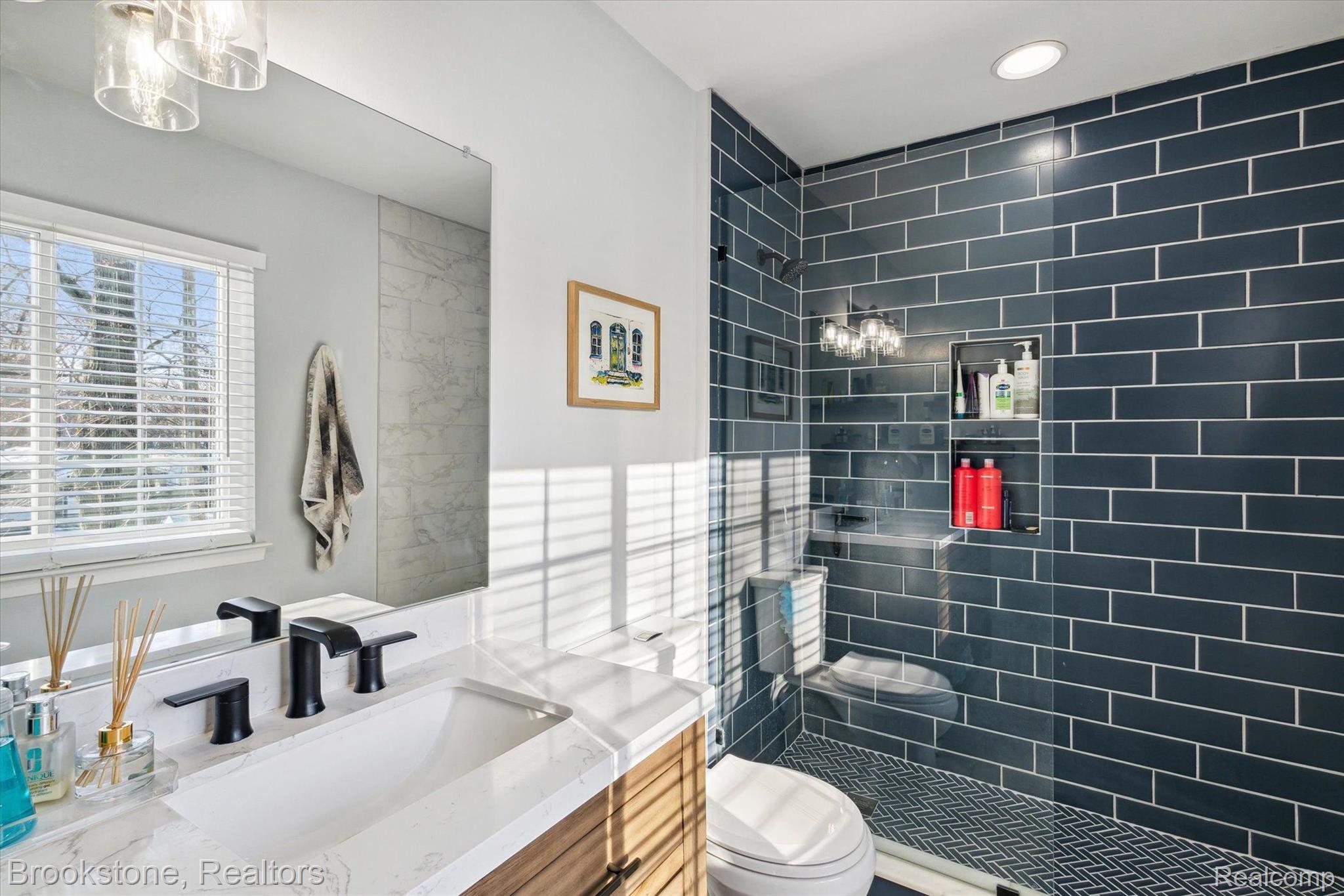 1451 COURTLAND Boulevard