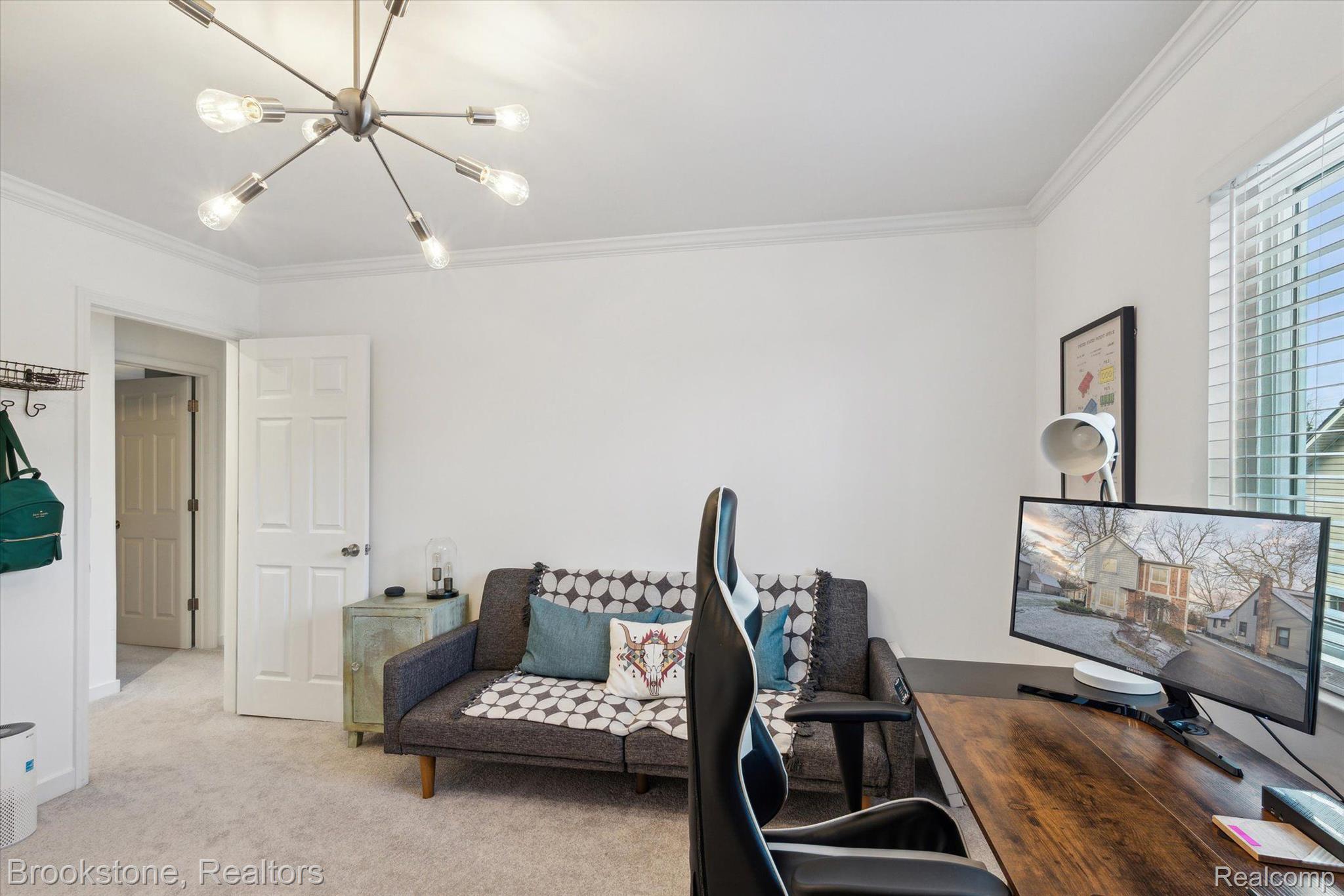 1451 COURTLAND Boulevard