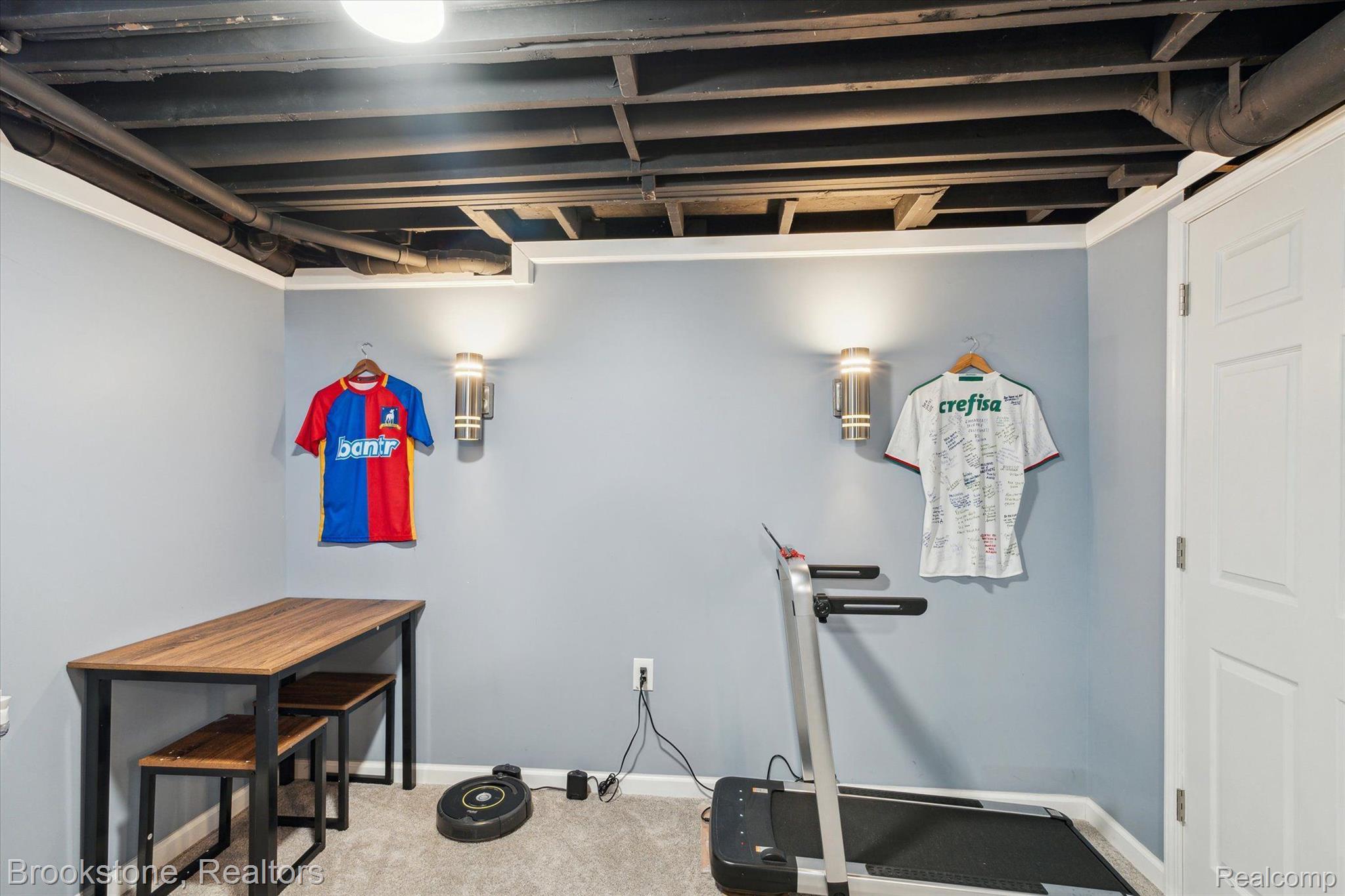 1451 COURTLAND Boulevard