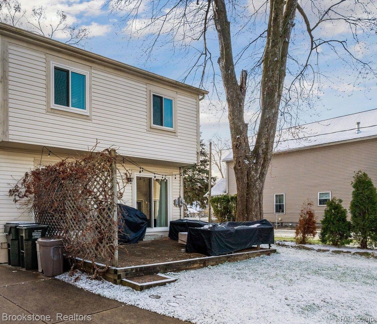 1451 COURTLAND Boulevard