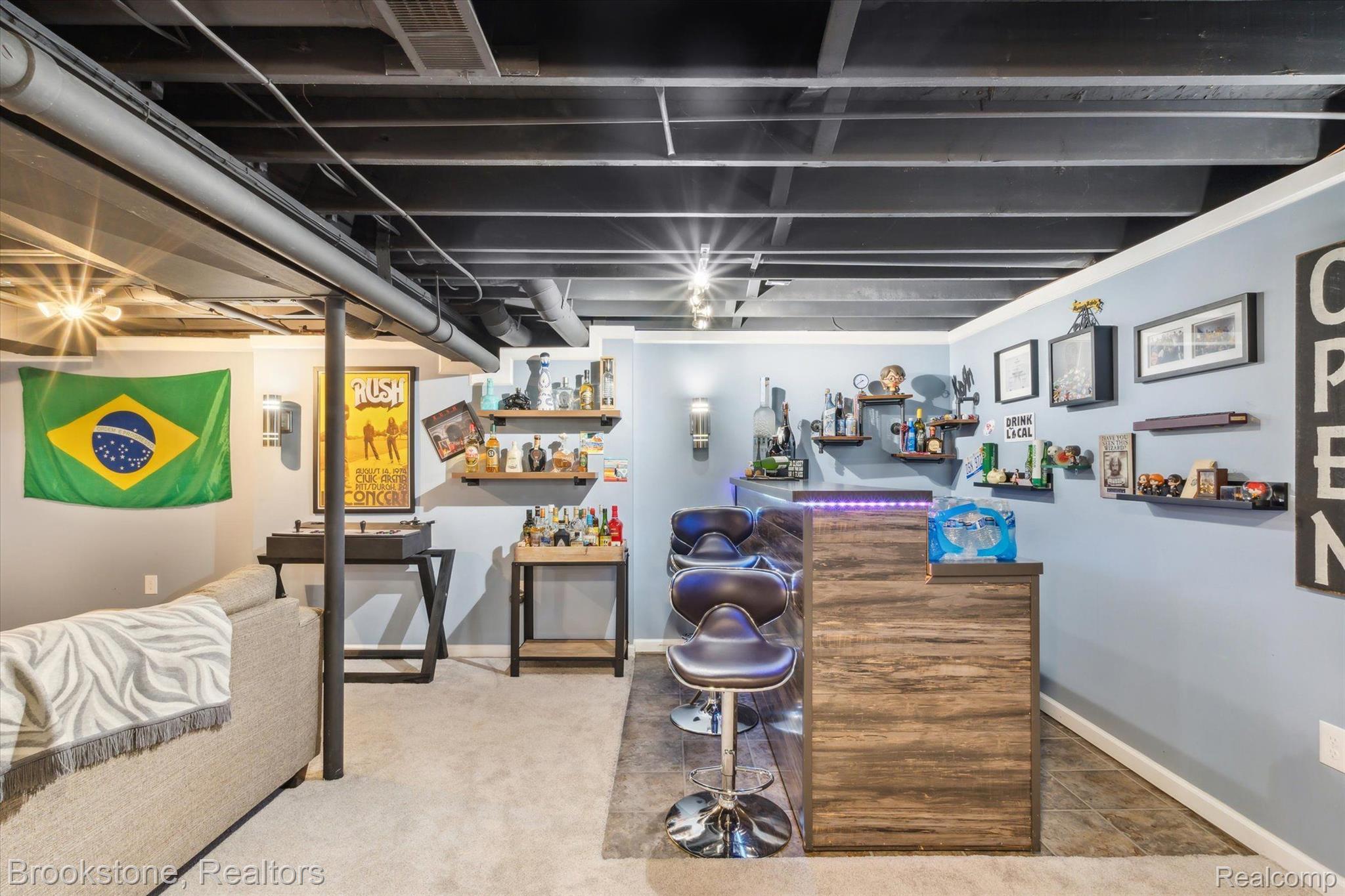 1451 COURTLAND Boulevard