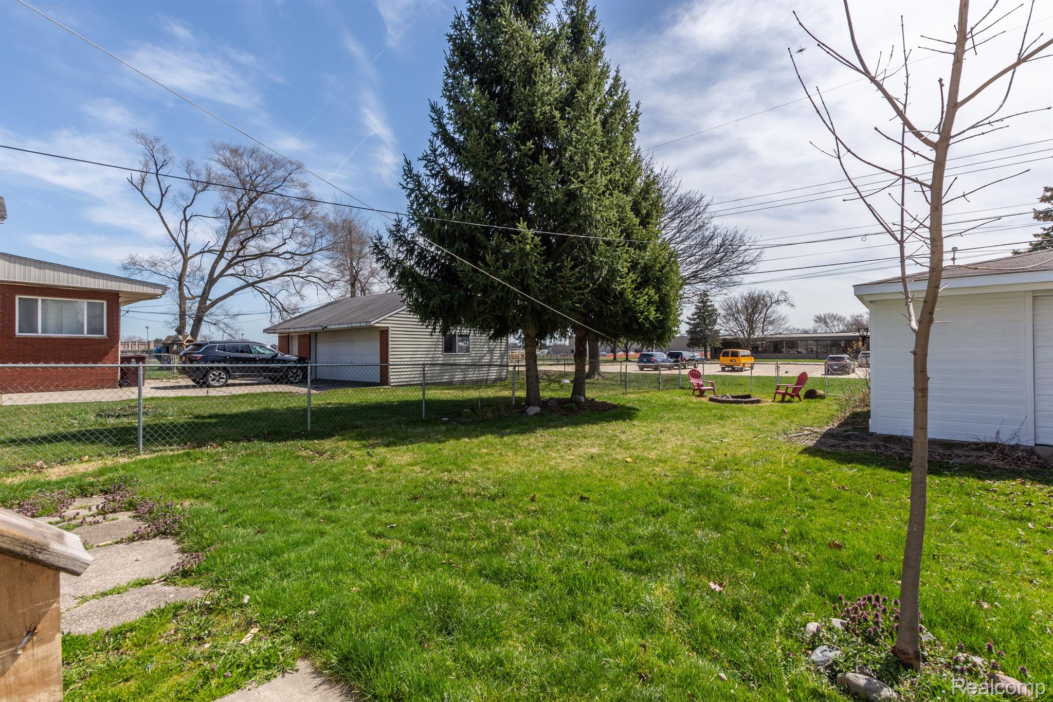 8440 MCKINLEY