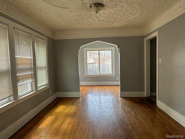 14211 RUTHERFORD Street