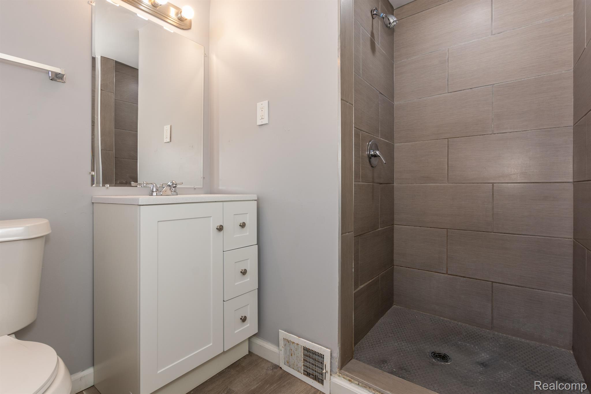 17572 SAN JUAN Drive